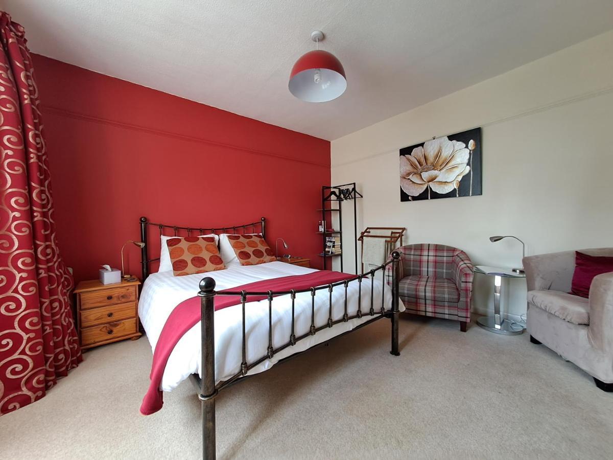 Appartamento Quiet Comfortable Patcham Studio Free Parking Hallway Shared With Host Hove Esterno foto